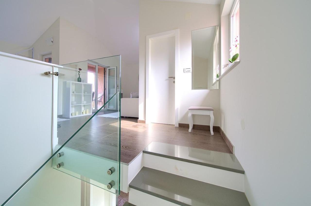 Apolina Malinska Villa Екстериор снимка